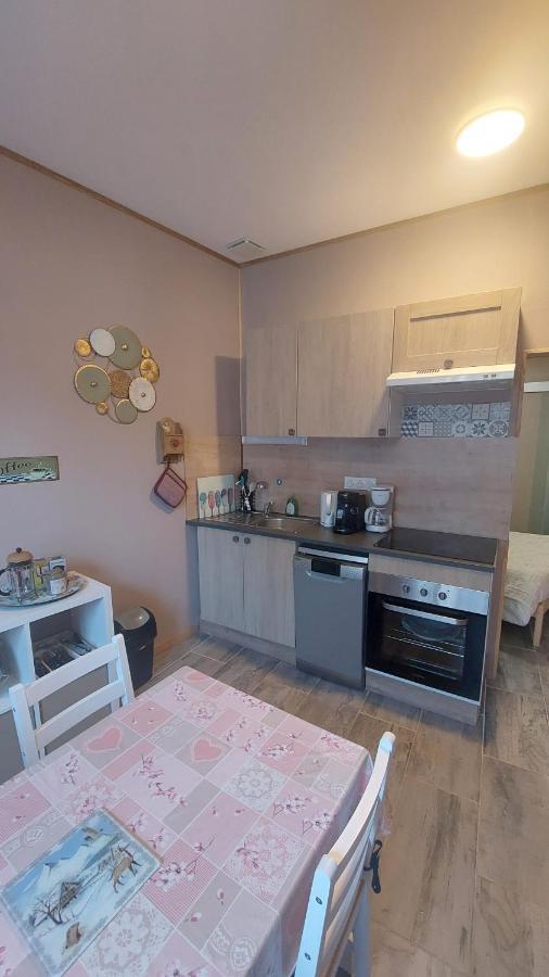 De La Dore Apartment